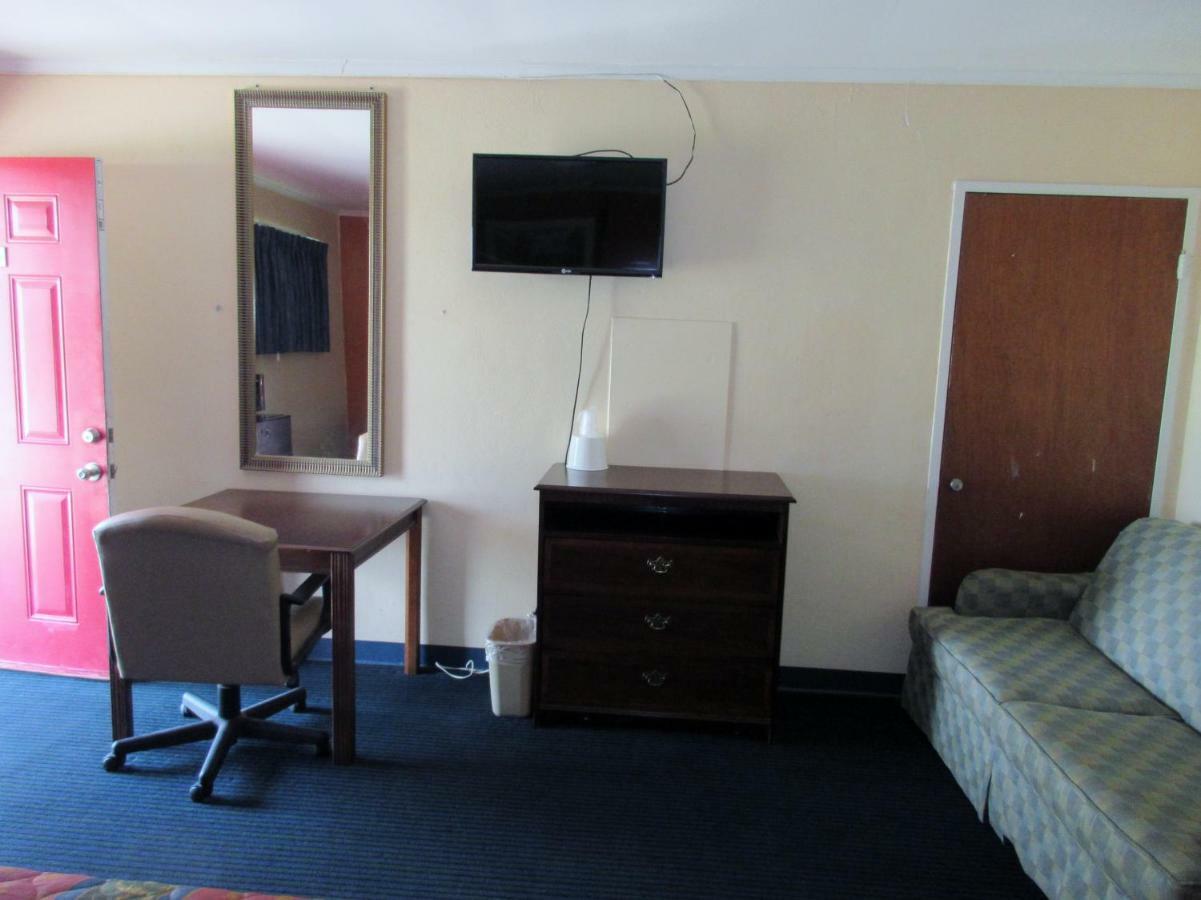 Encino Motel Плезантон Екстер'єр фото
